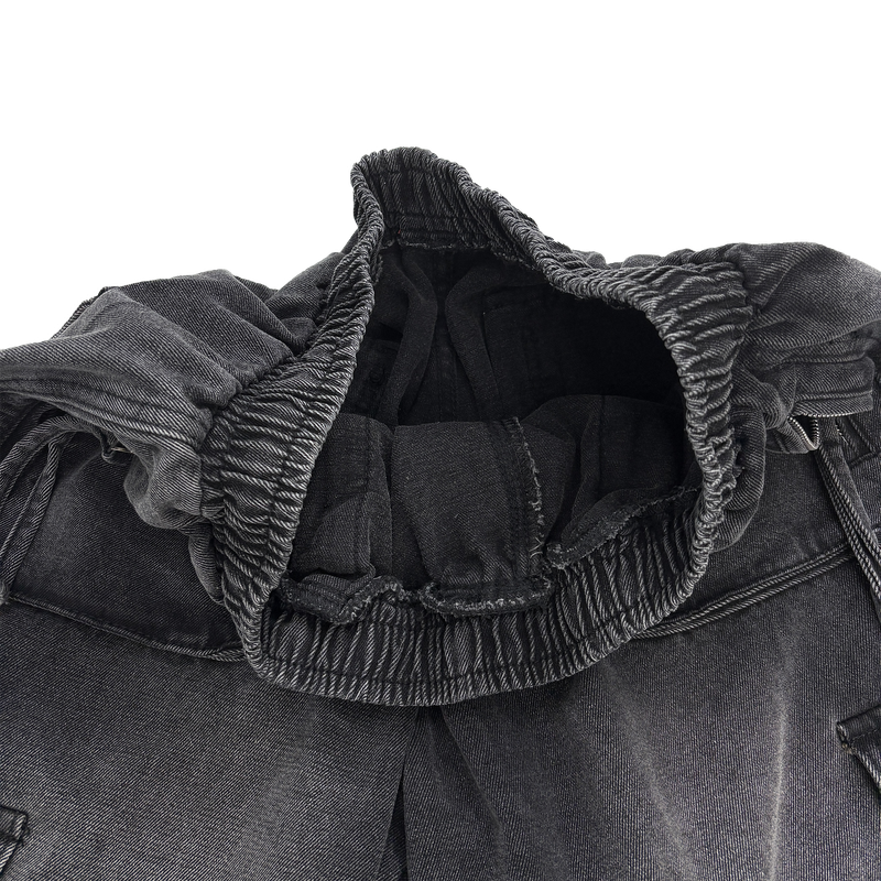 d-ring cargo shorts