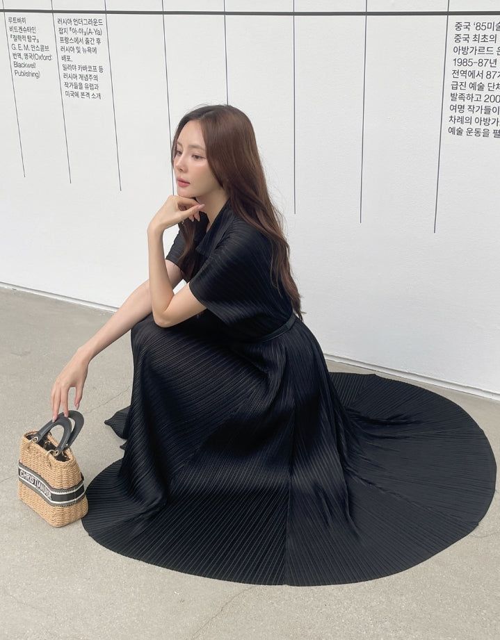 Karon Zipper Collar Pleated Maxi One Piece