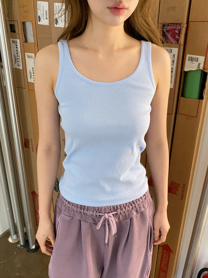 please sleeveless top