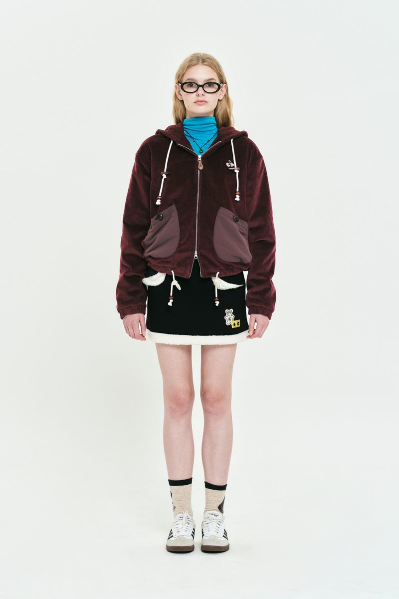 WITTY BUNNY NOMAD FUR MINI SKIRT [BLACK]