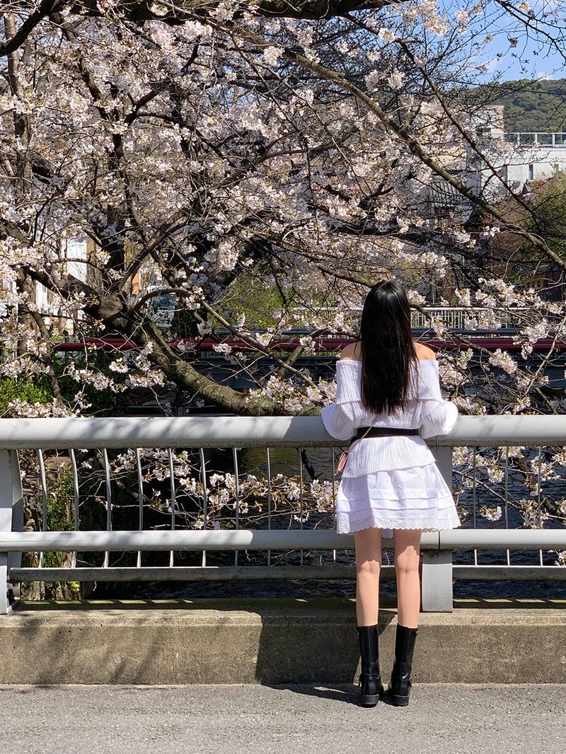 [MADE] Epo Lace Mini Skirt