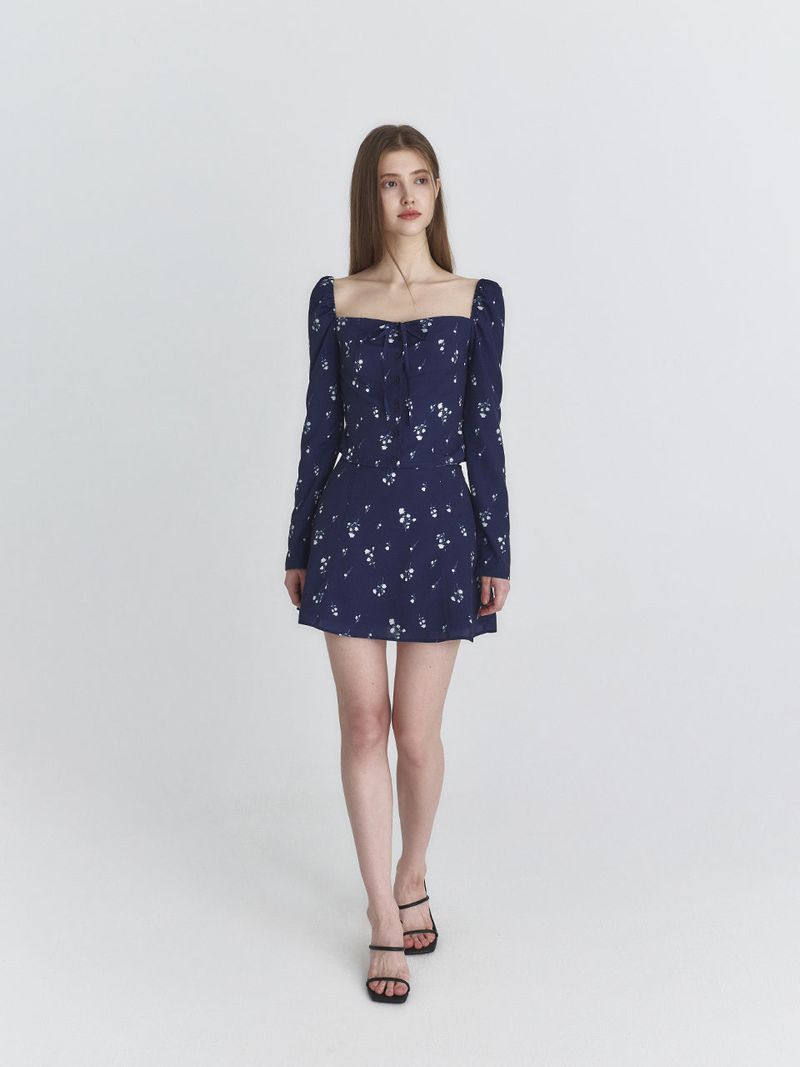 Ribbon square blouse (Navy)