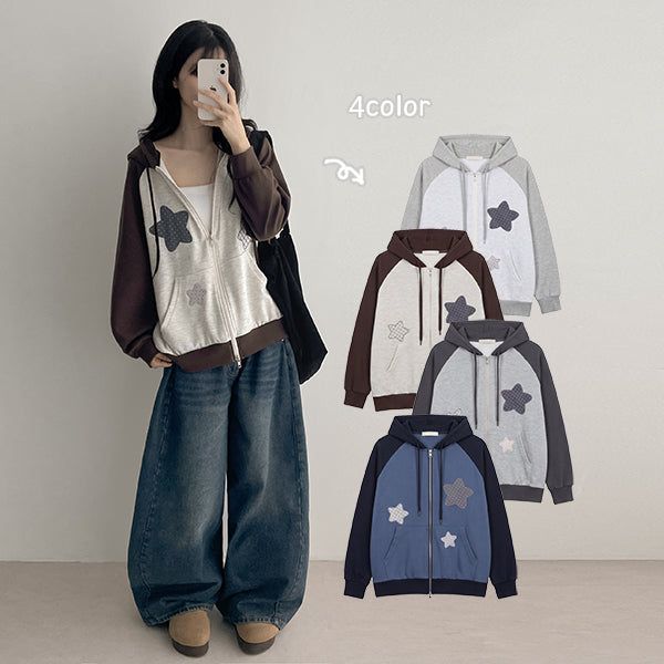 hijjoo（ハイチュー）の「Star Patch Hoodie⭐ Kitsch Look Star-Shaped Raglan Zip-Up (4 colors)（Tops）」