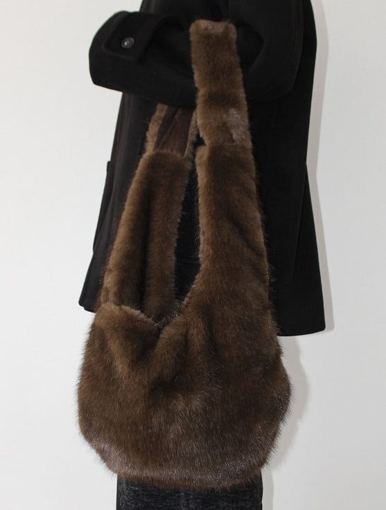 AAKE(アケ)の「VELA FUR BAG(Bags)」