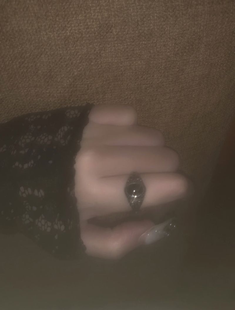 ルーマニアサージカルスチールヴィンテージリング