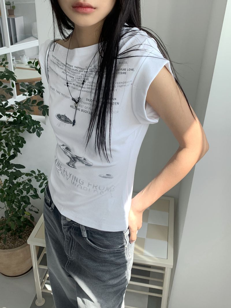 pebbled hip lettering unbalanced sleeve sleeveless