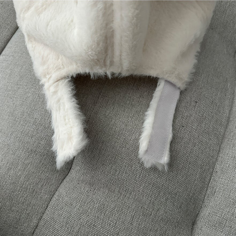 Noah Brooklyn Lettering Embroidery Fur Ball Cap 