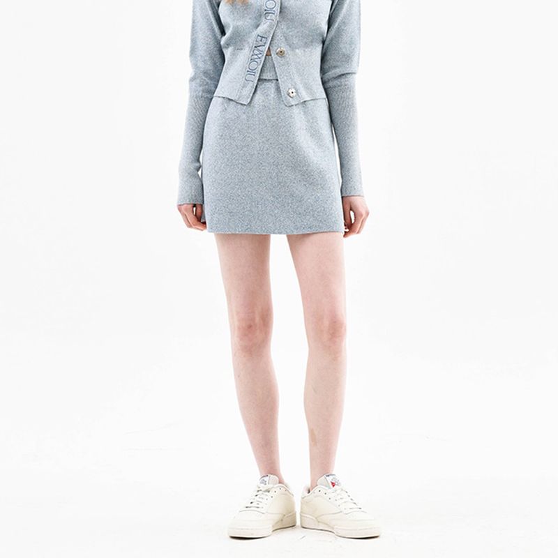 EVMOIU(エブモウ)の「WOOL FITTED KNIT MINI SKIRT - LIGHT BLUE(Skirts)」
