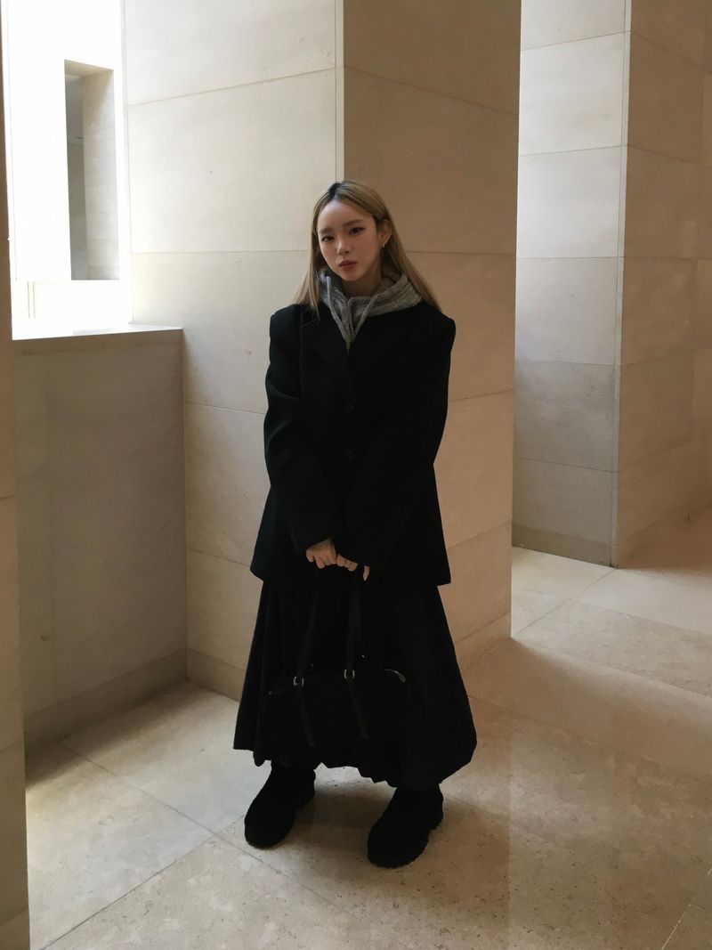 Blanc Winter Overfit Blazer (3c)