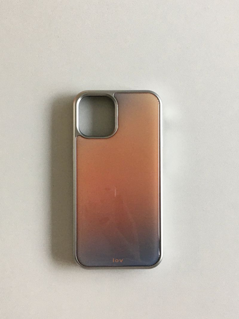 lovinhere(ラビンヒア)の「Glow Epoxy Silver Case(Smartphone Accessories)」