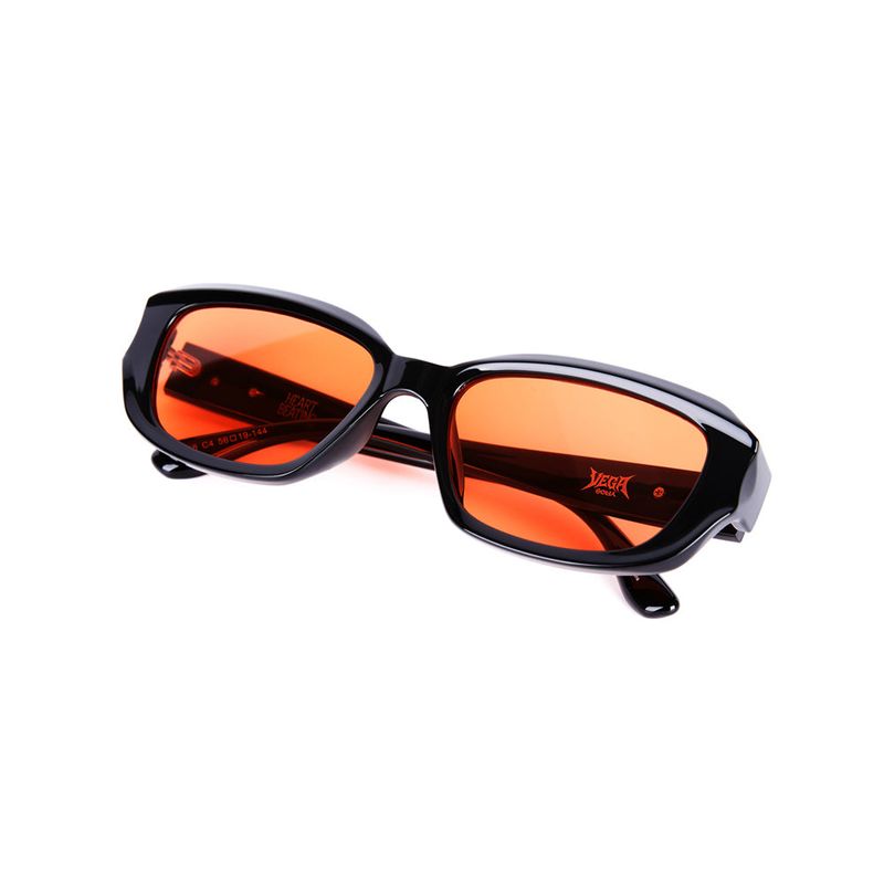 Vega Black / Red Tint Lens