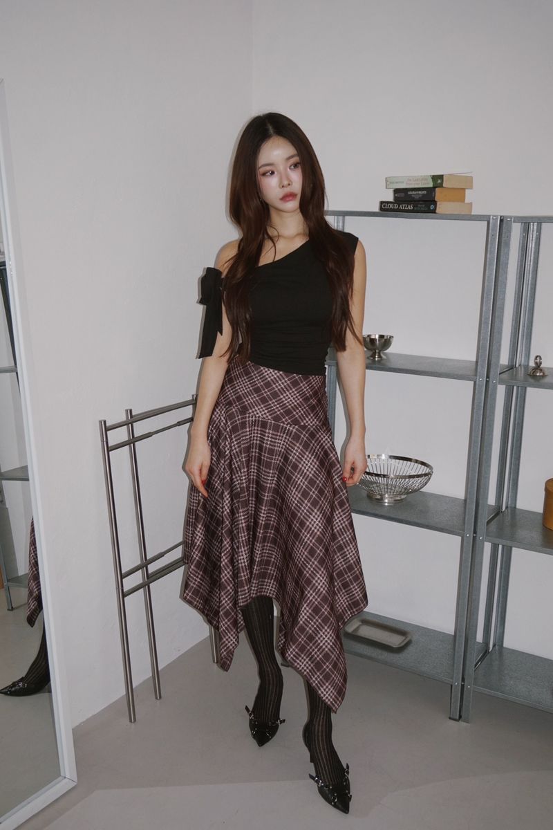 Unbalanced High Midi Checkered Skirt