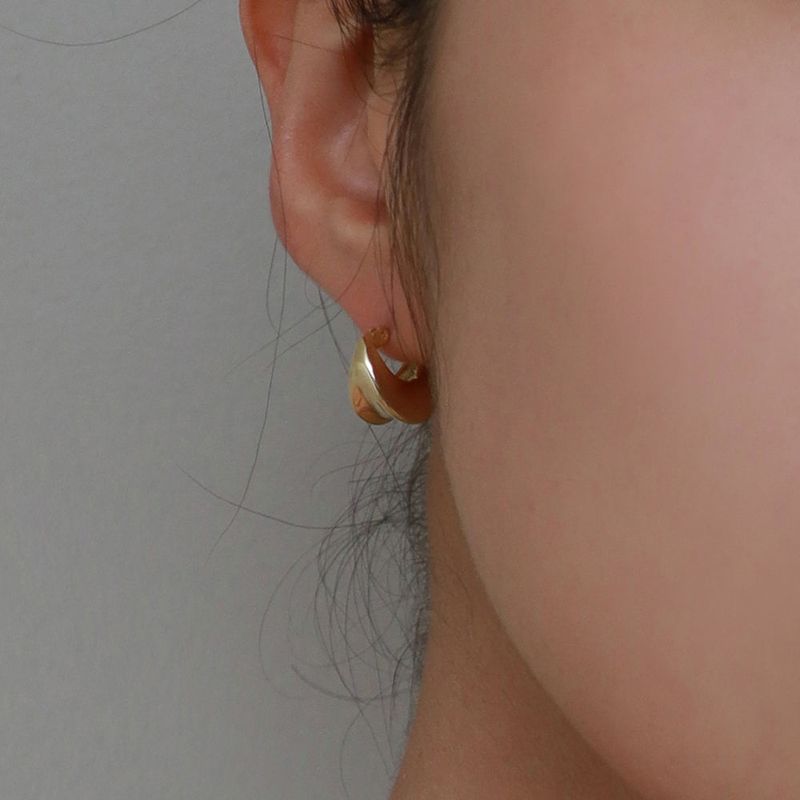 oval volume earring