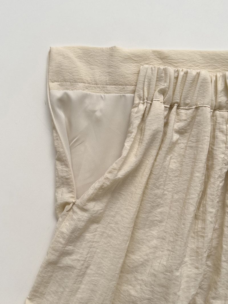 Even Nylon High-Waisted Long Skirt