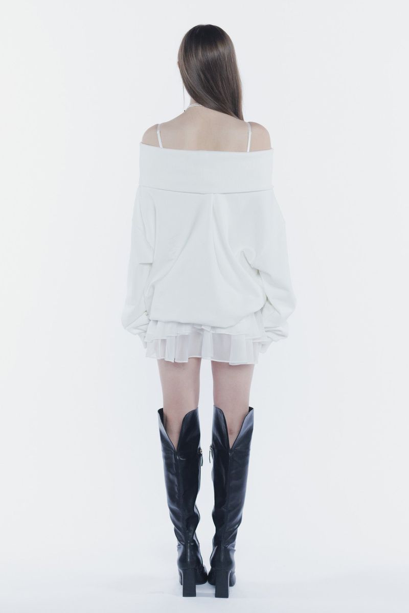 SPELL OFF-SHOULDER SWEATSHIRT white