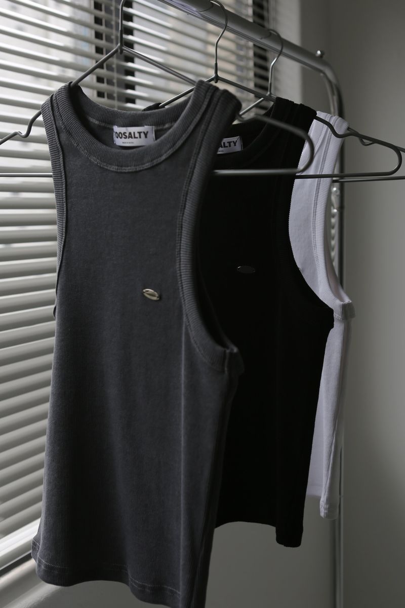 [MADE] SALTY SLEEVELESS