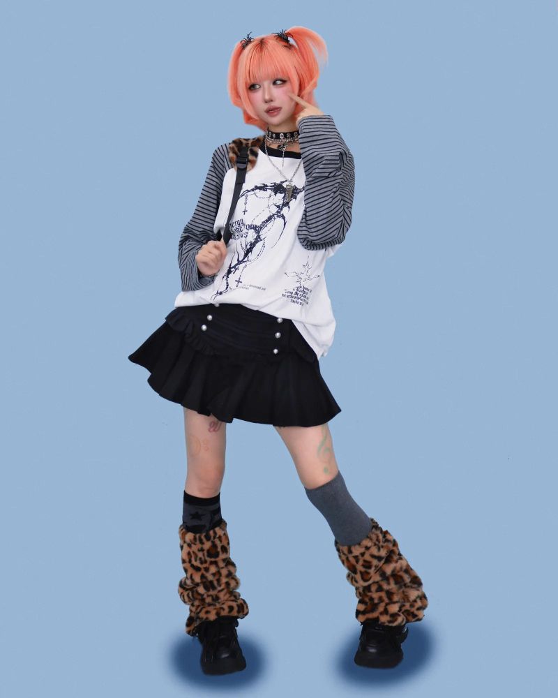 napoleon button frill skirt (속바지)