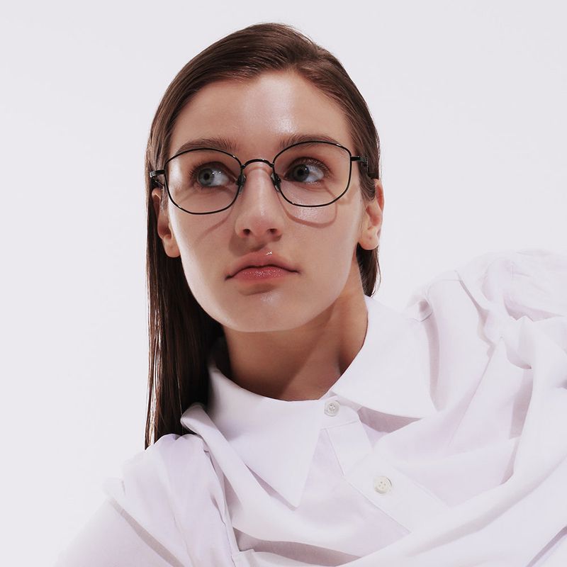 Knouun polygon titanium glasses CODE. 102. E Khaki