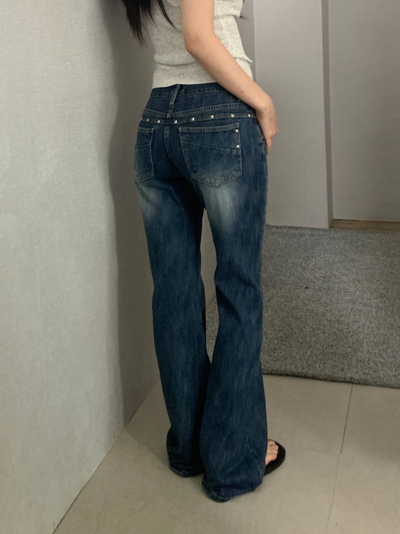 ROIA(ロイア)の「Doreen Studded Denim Pants(Pants)」