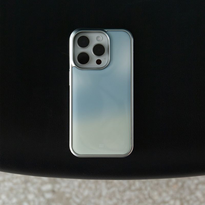 minomi(ミンノミ)の「sandy sky (case)(Smartphone Accessories)」