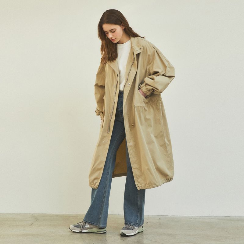 90s Classic Fishtail Long Bomber Jacket_Beige
