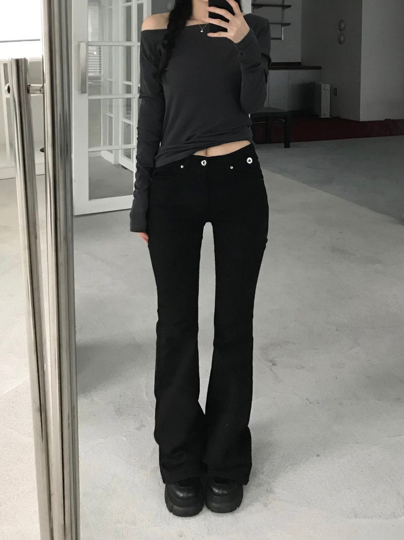 Kitten（キッテン）の「ルックスコットンブーツカットパンツ (2 colors)（パンツ）」