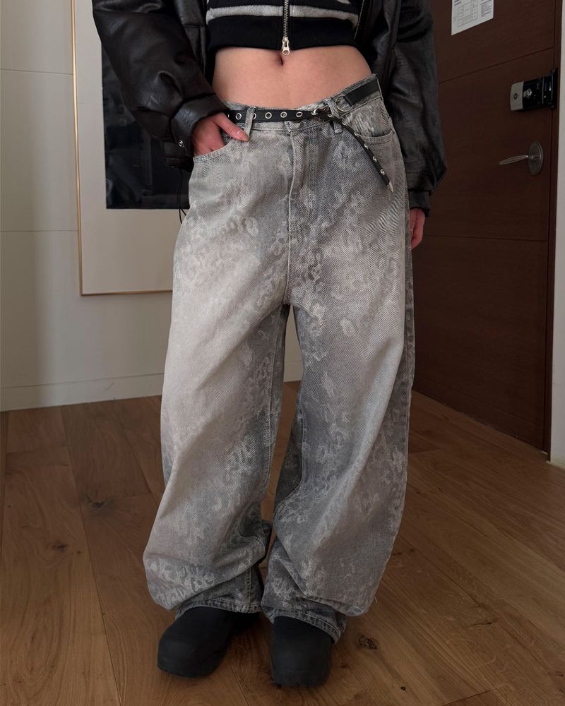 Dark Leo denim pants