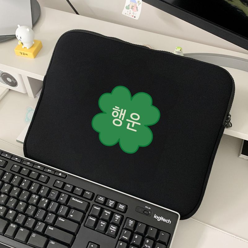 [withsome made] Good Luck iPad Pouch