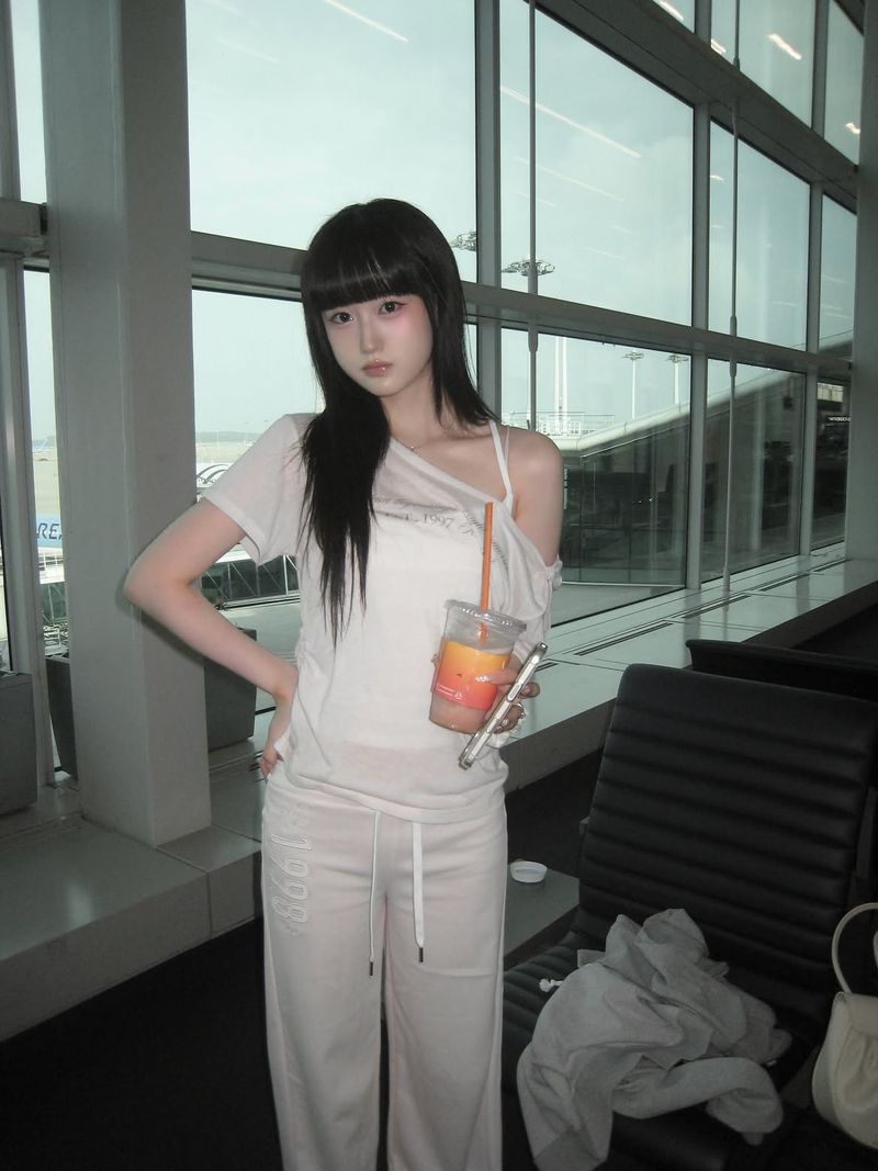 Kleesier（クリーシーア）の「Powder sheer ribbon top, White（Tops）」