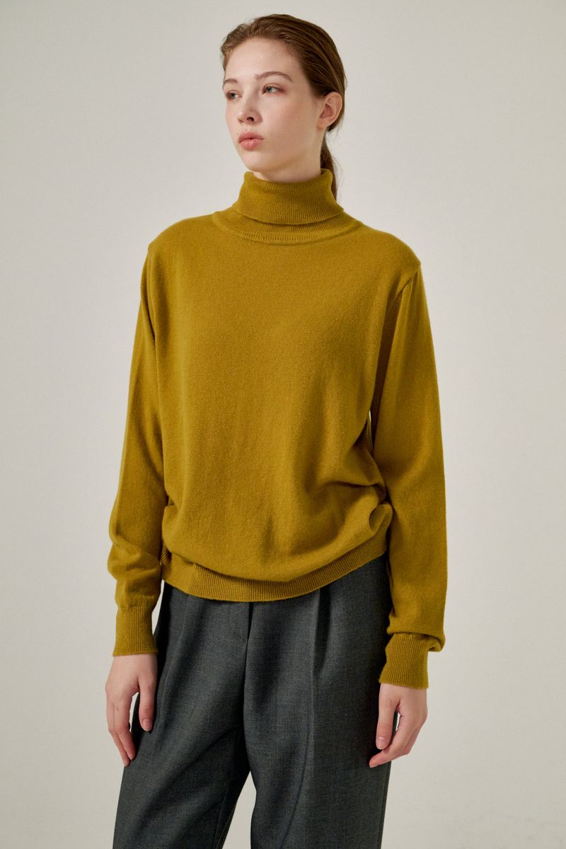 Cashmere turtle neck knit (Mustard)