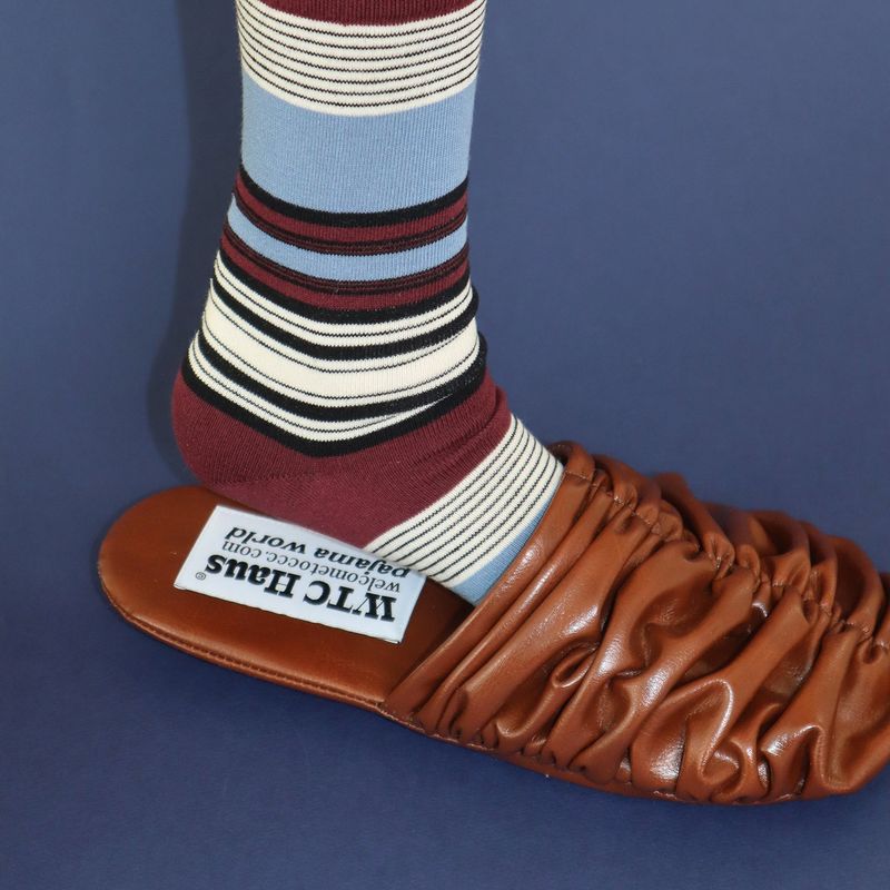 Croa Shoes (Melting Choco) Room Shoes