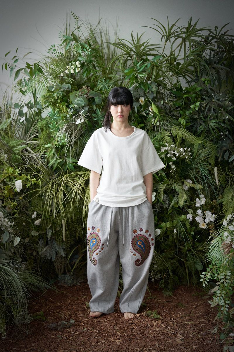 ESSENTIAL PLEAT U-NECK 1/2 TEE (Off-White)