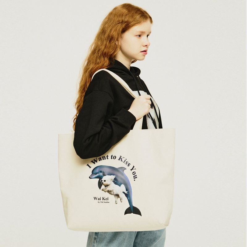 Puppy dolphin jumping ecobag