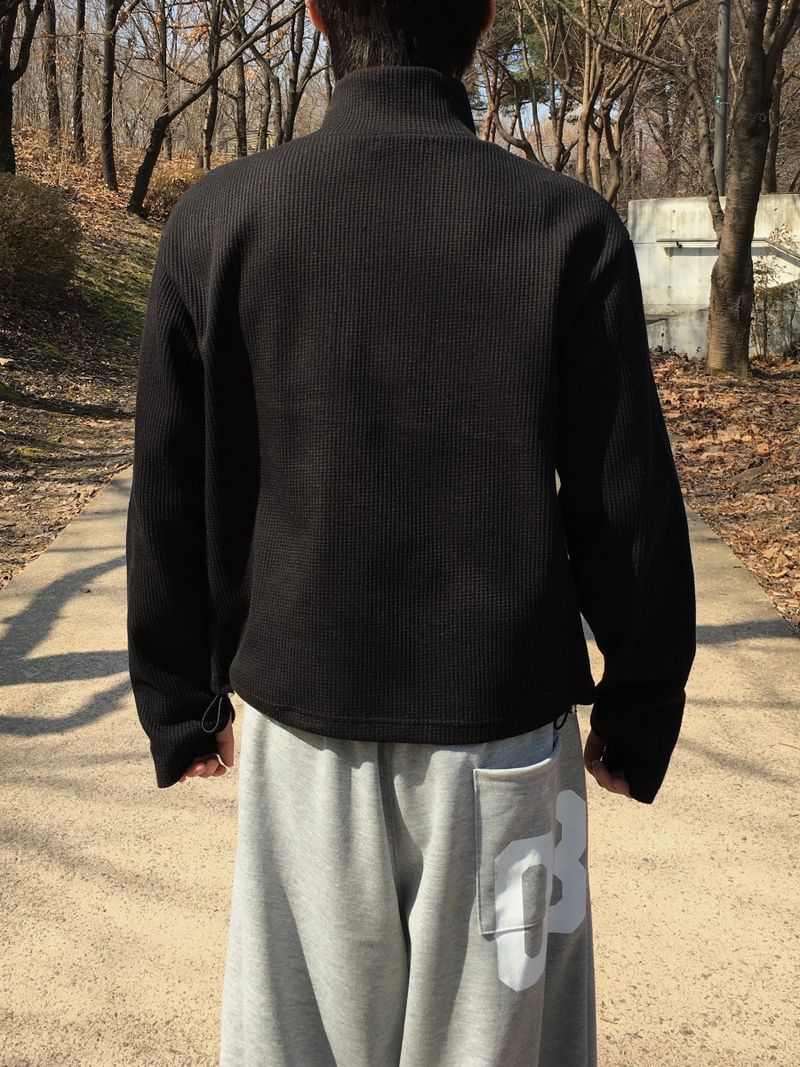 Dev Turtleneck Crop Waffle Sweatshirt 3C