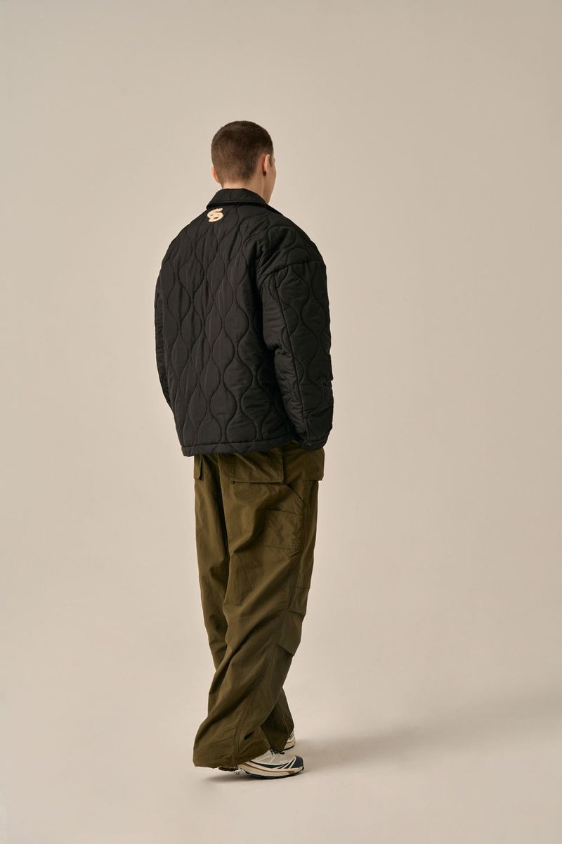 VOLUME POCKET PINTUCK PANTS - KHAKI