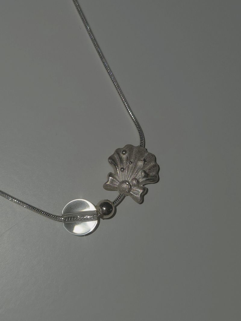 【MADE】 Ribbon Shell Necklace