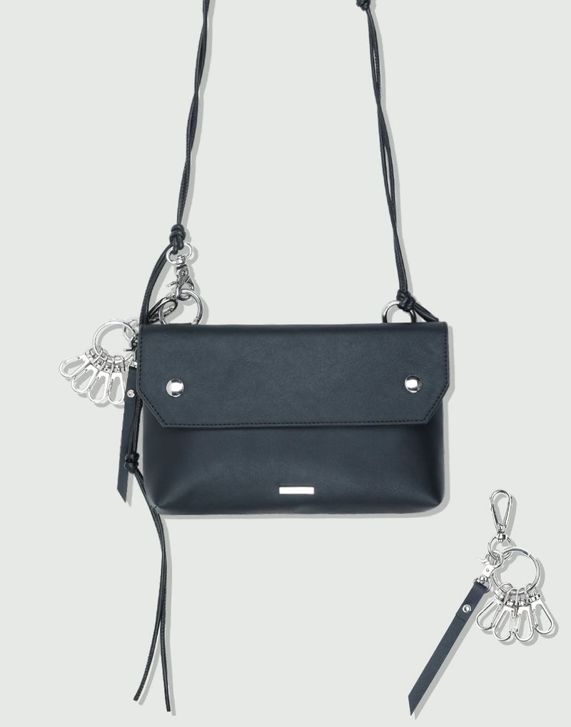 S SY(エスエスワイ)の「piping leather strap flap bag & utility key ring black(Fashion Accessories)」