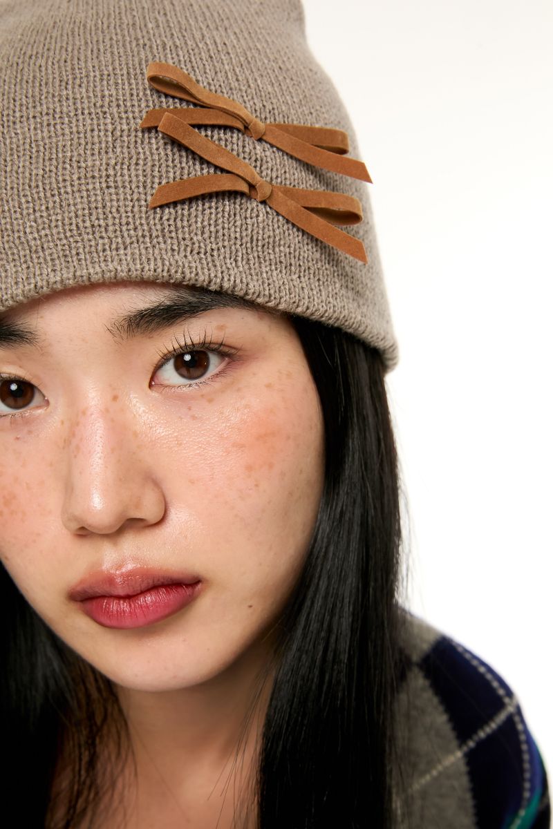 MINI RIBBON BEANIE / BEIGE