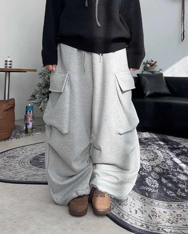 SATIIIZ（サティーズ）の「Dihen Big Cargo Wide Pants（Pants）」