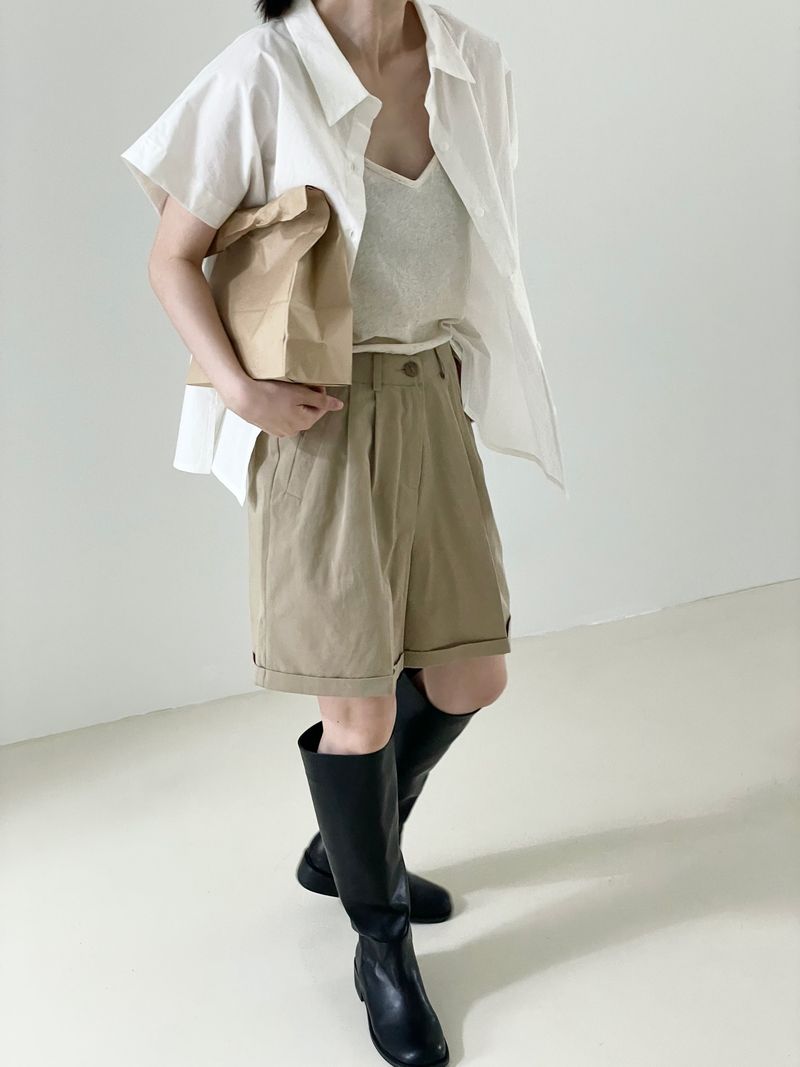 Rollup pintuck mini pants
