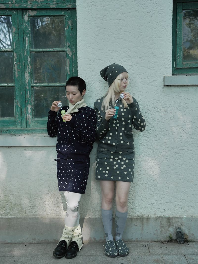 AW25 Button polka dot pile hat