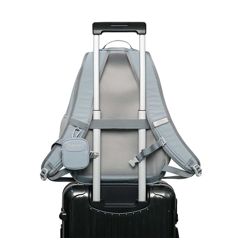 CARABINER MESH BACKPACK / LIGHT BLUE