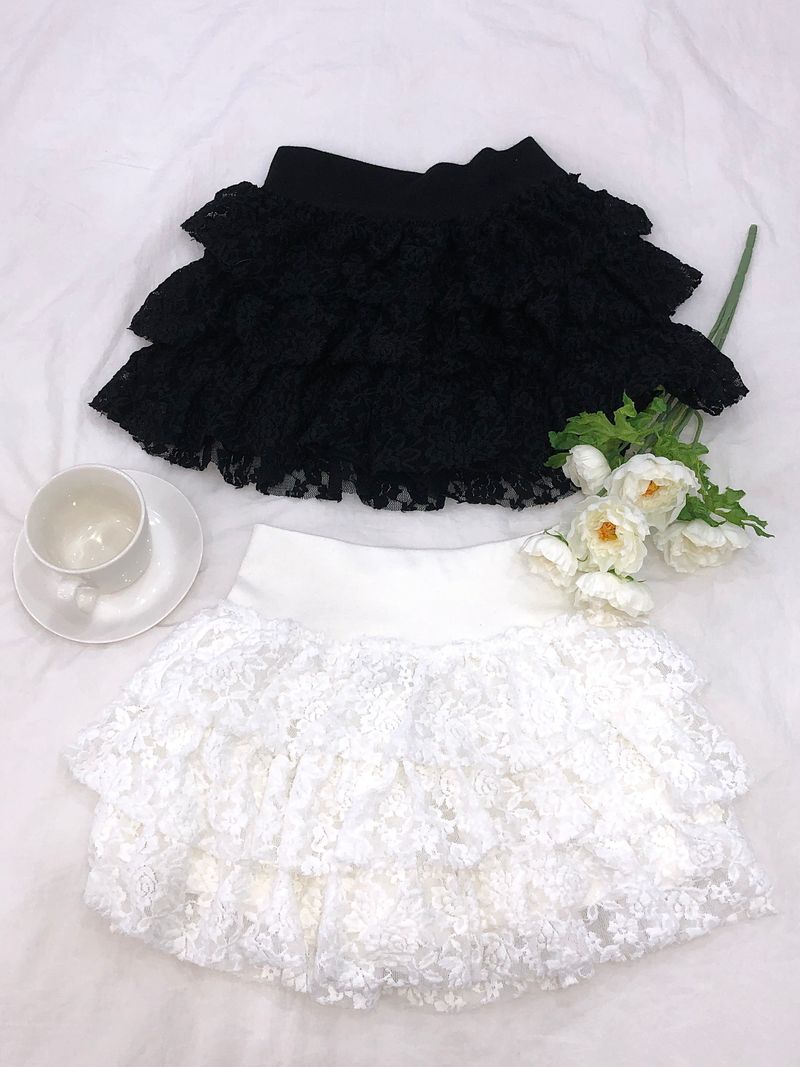 onthenextpage（オンザネクストページ）の「Vintage Rosy Layered Lace Skirt（Skirts）」