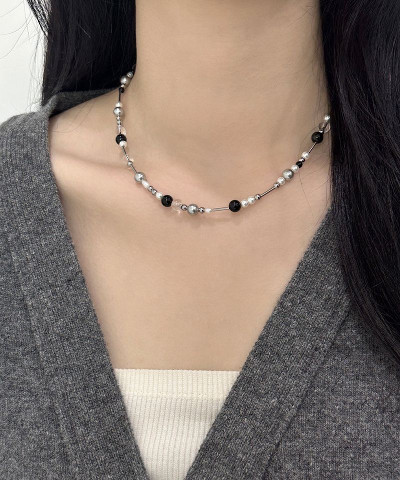 blackhole necklace