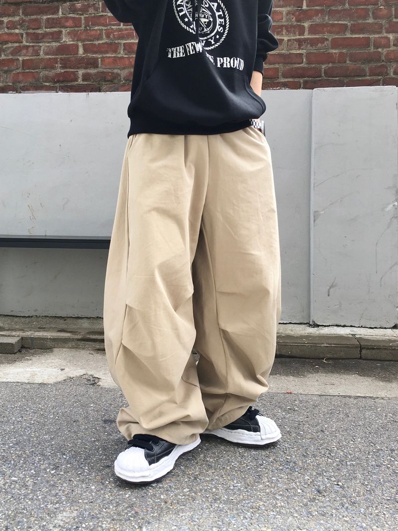 DISCERNMENT（ディサーンメント）の「ノバピンタックワイドバルーンパンツ 3C（パンツ）」