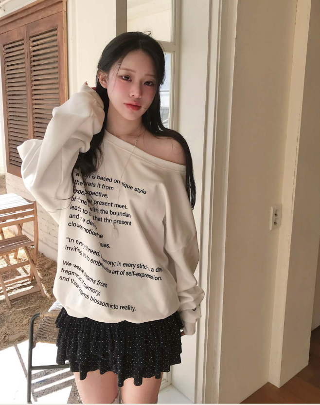 cloudemotion（クラウドエモーション）の「[♡MADE♡] earth letter one - shoulder mtm（Tops）」