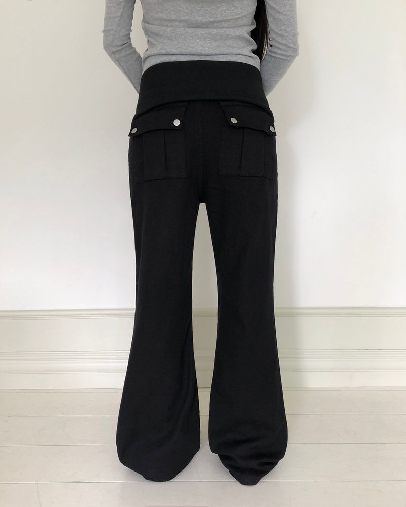 WONDER WONDER（ワンダーワンダー）の「Raeon Back Pocket Bootcut Pants（Pants）」