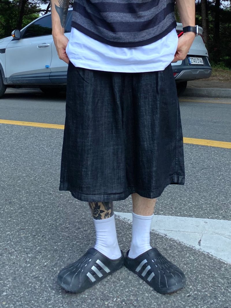 UNAIDUN(アネイダン)の「Denim Balloon Half Pants 2C(Pants)」