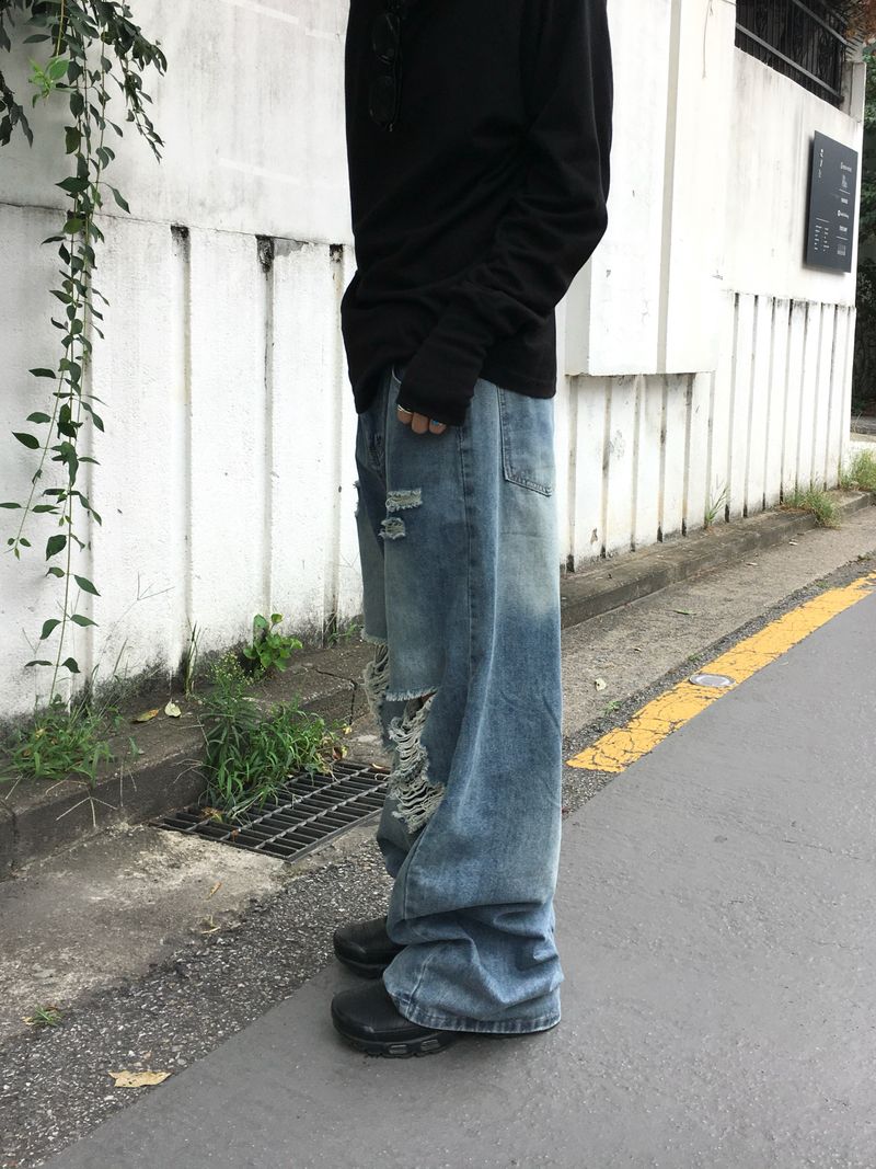 Penser Distressed Denim Pants