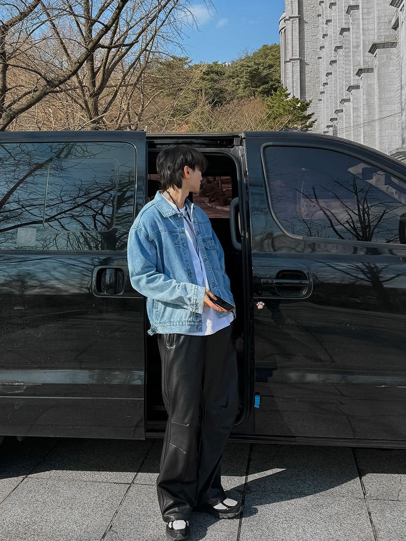 ASCLO Turquoise Gemstone Denim Jacket (2color)
